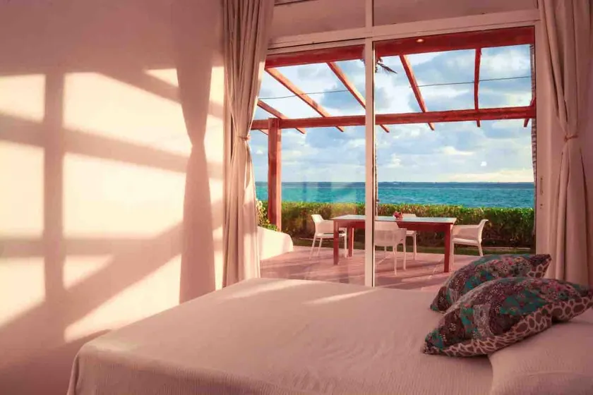 Large Oceanfront Terrace C - Image 1