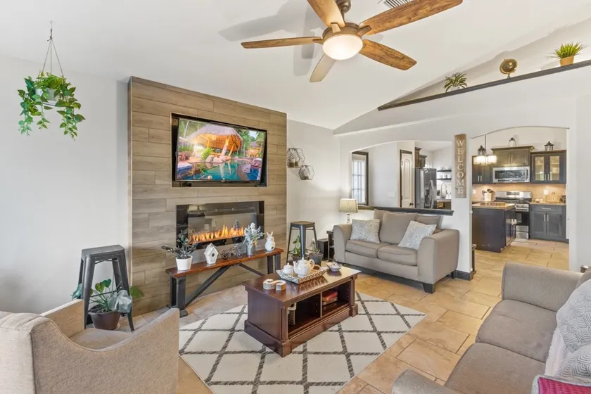 🌵Desert Getaway🌵| 🛌 4 Bedrooms | 🐾YES pets 🐶 - Image 1