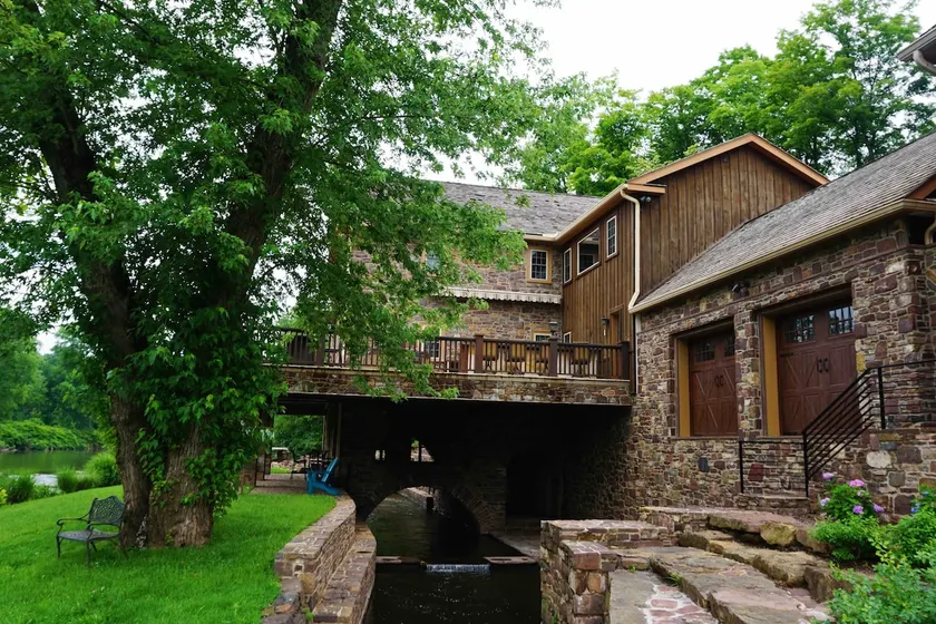 The Cottage at the Mill - Image 1