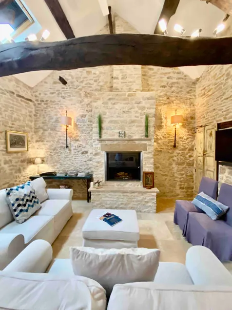 August Special 5* 2bed 2.5bath Priv Parking - Image 1