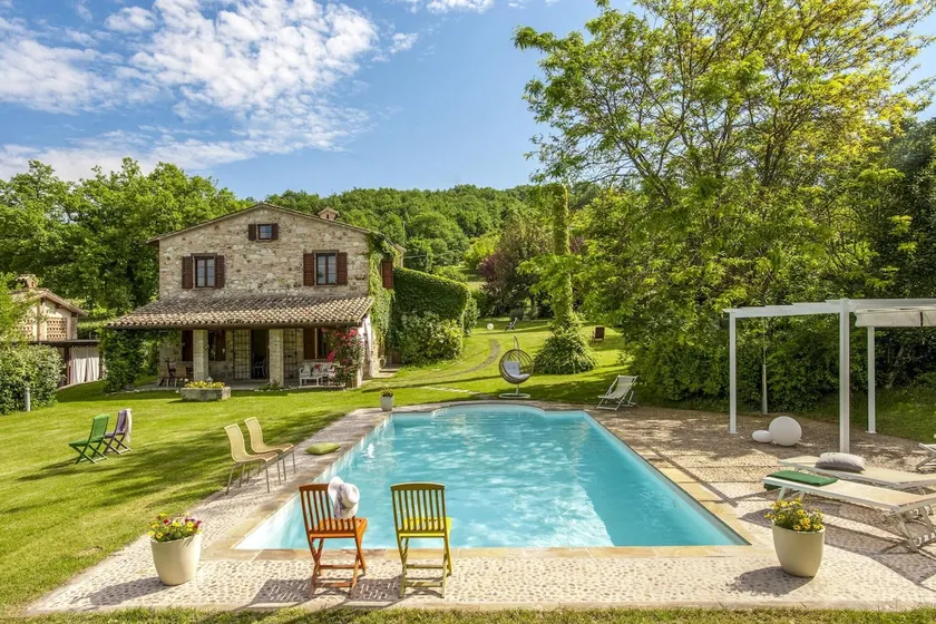 Marche Villa Close Culture - Image 1