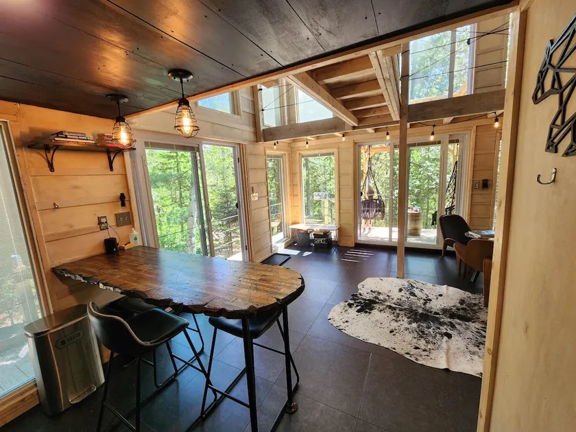 Schoodic Loft Cabin ”The Roost” with Kayaks - Image 1