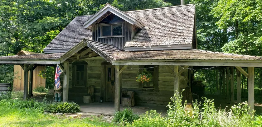 1850 Settler's Cabin in Private Forest - Image 1