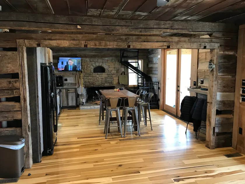 Beech Bend Road - Raceway Cabin - Image 1