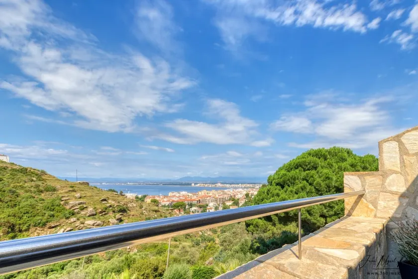 Modern quiet apartment sea view - fully equipped - Image 1