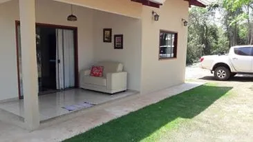 Bosque das Aroeiras House - Image 1