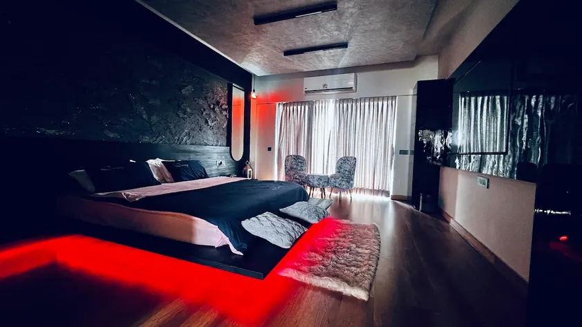 Luie’s Home couples exclusive. - Image 1