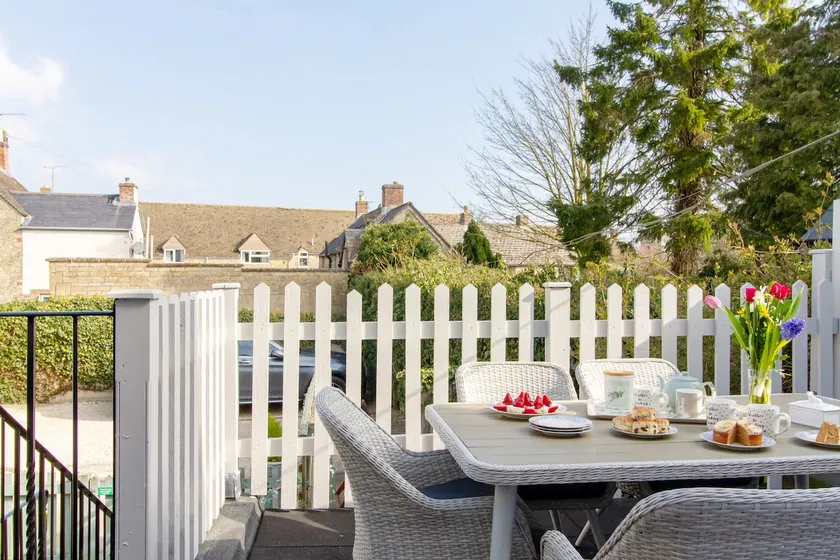 Charming Cozy Gem 5* Location - Balcony - Parking - Image 1