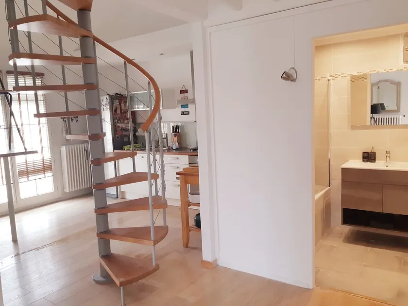 Apartment/parking/air conditioning 64 m2, 7-min walk from the center - Image 1