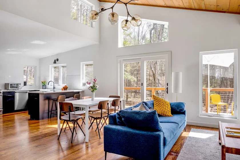 Woodstock Hideaway - Image 1