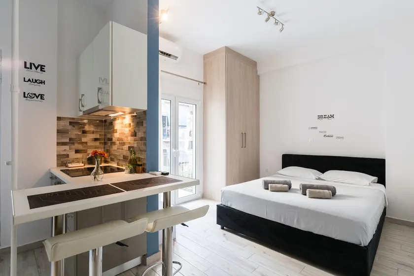 Beautiful apartment in Koukaki, Athens Center - Image 1