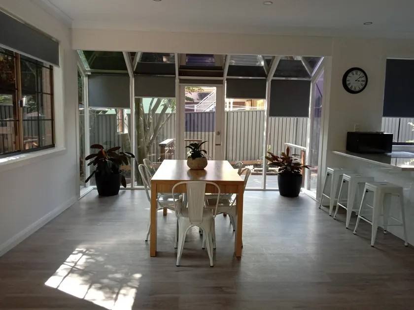 Suburban country cottage - Image 1
