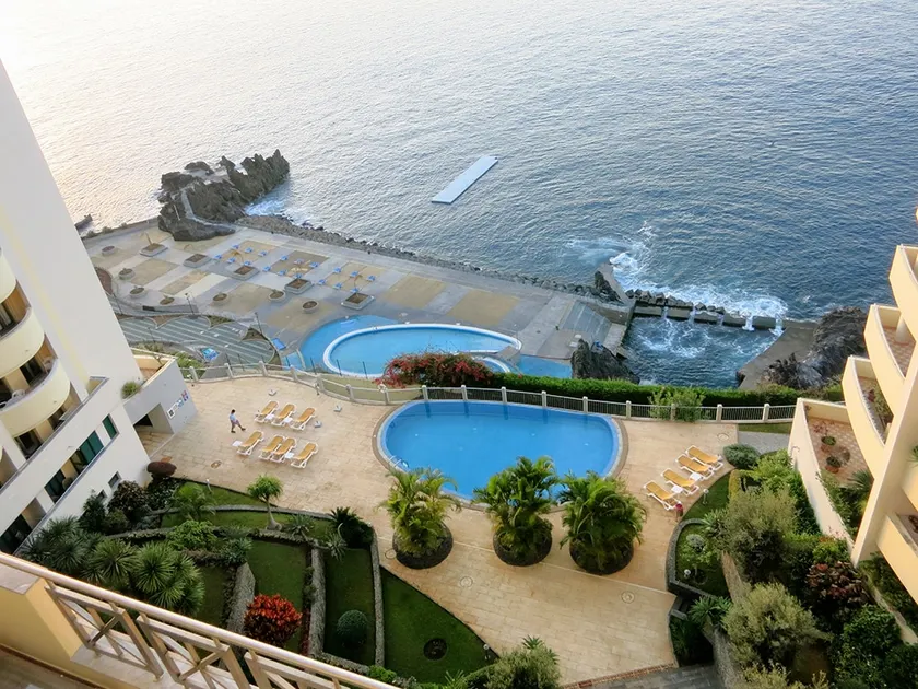 Superior Rentals - Beachfront Penthouse - Image 1