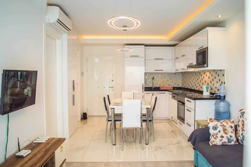 Elite Life 4 cozy one-bedroom apartments - Image 1