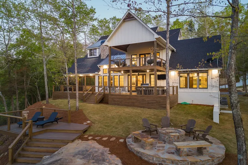 Emerald Cove at Smith Lake: 7BR house, sleeps 18+, beautiful channel views! - Image 1