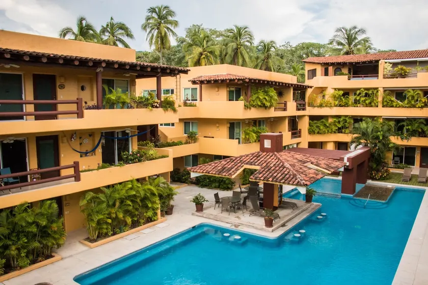 Amazing Condo a few steps from ”la Ropa” beach - Image 1