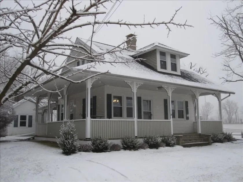 The Great Escape- Country Farm House - Image 1
