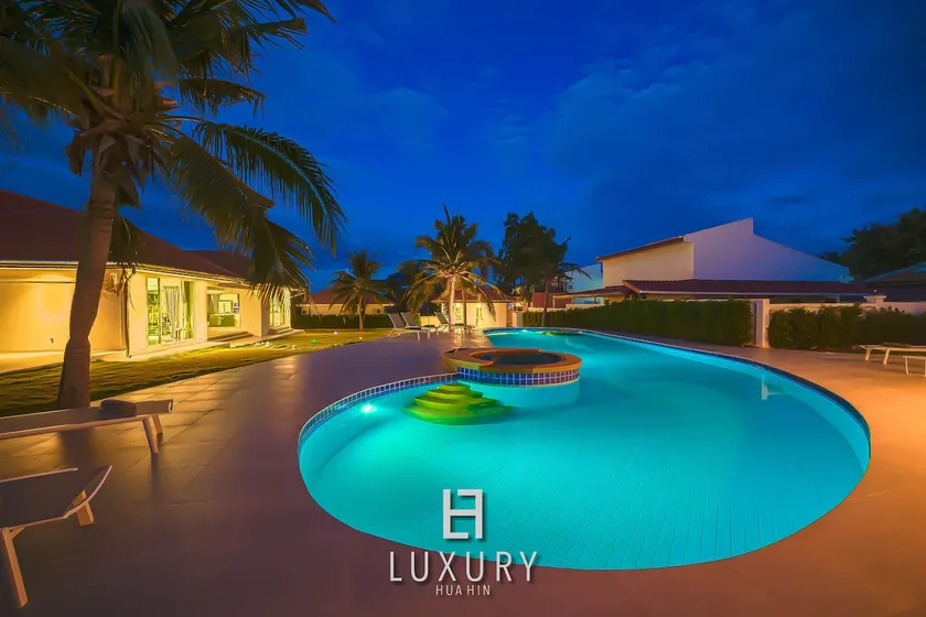 Amazing Private 6 Bedroom Pool Villa ED60 - Image 1