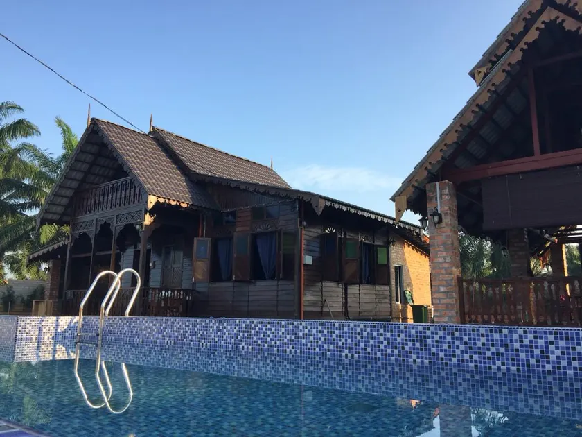 Teratak Sarah Guesthouse - Image 1