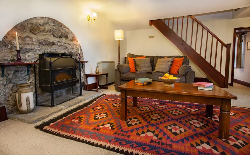 West Cottage - Image 1