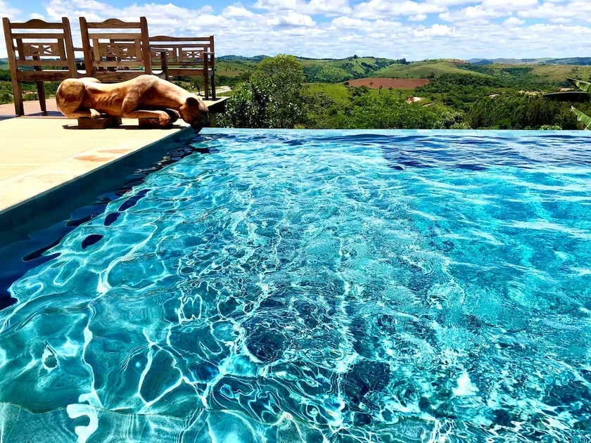 Lovely view with pool - Image 1