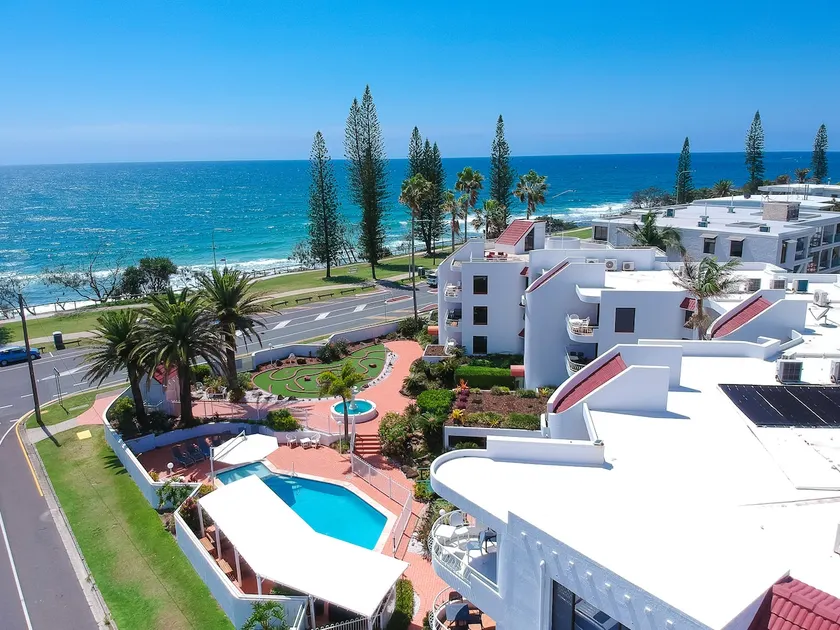 2 Bedroom Unit-Ocean View, Pool, Mini Golf & more! - Image 1