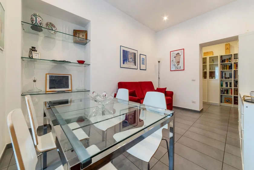 GuestHost - Porta Pia & Villa Torlonia Apartment with Balcony - Image 1