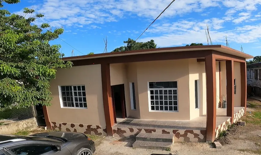 Orange Walk - Posadas Inn - Image 1