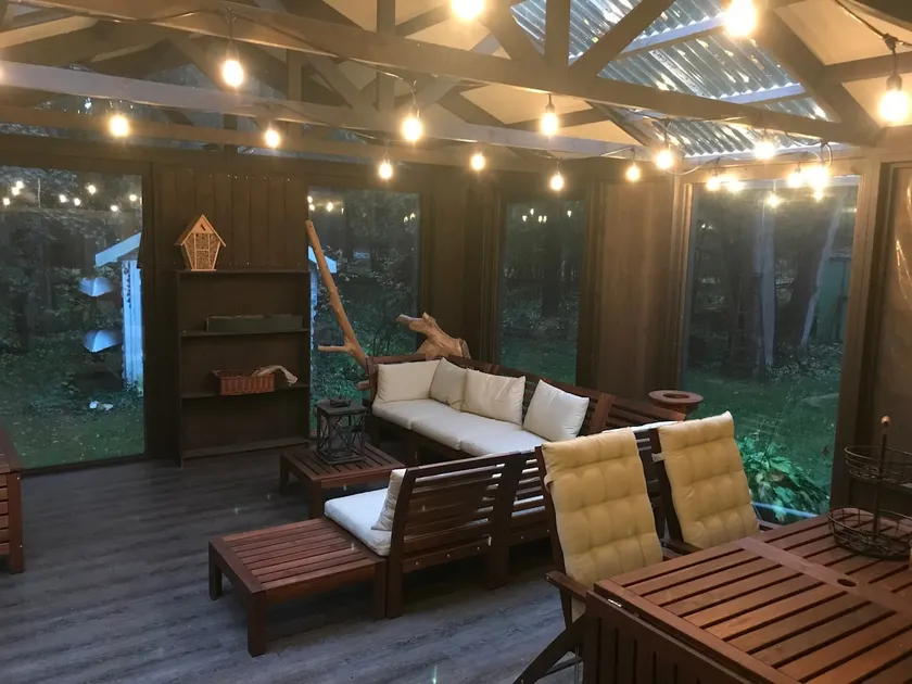 \"Cottage Home On The River\" 1 Bedroom - Image 1