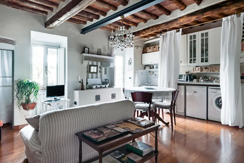 Explore Tuscany from a Chic 16th Century Apartment - Image 1