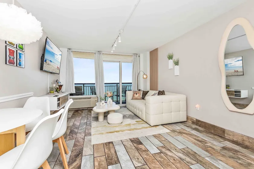 Modern Oceanfront Retreat | Family Friendly - Image 1