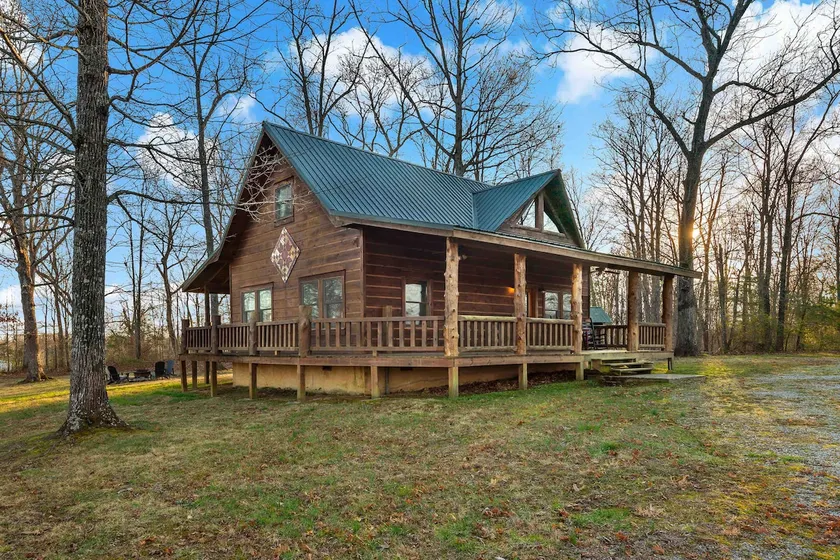 Angel Falls Retreat for nature lovers and riders! - Image 1