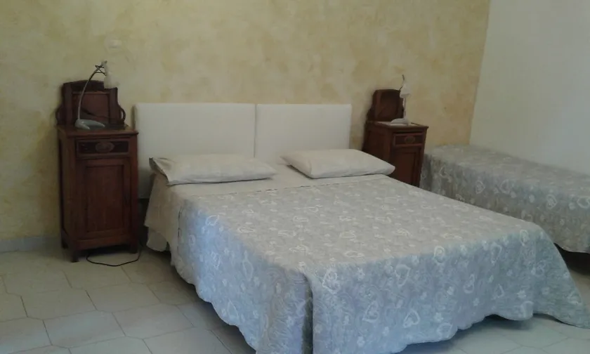 Casale Fernando - Image 1