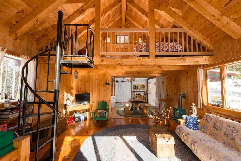 Cozy Cabin Minutes From Sugarbush - Image 1