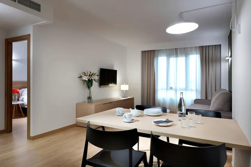 Apartaments SB Corona Tortosa - Image 1