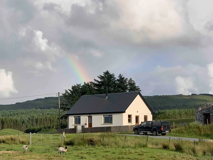 Countryside Cottage in Connemara - Image 1