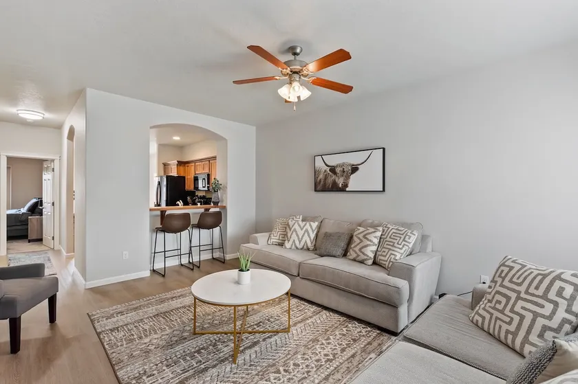 Charming + Clean home in a great location! - Image 1