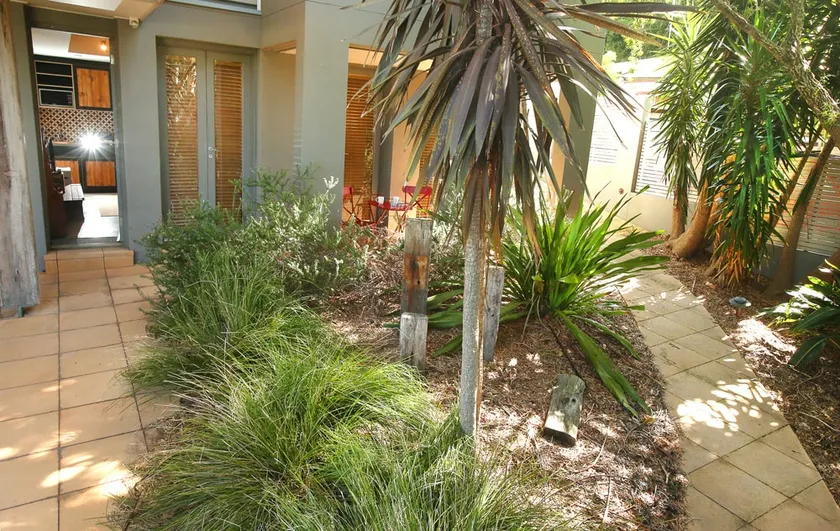Spacious studio near Austi beach - Image 1