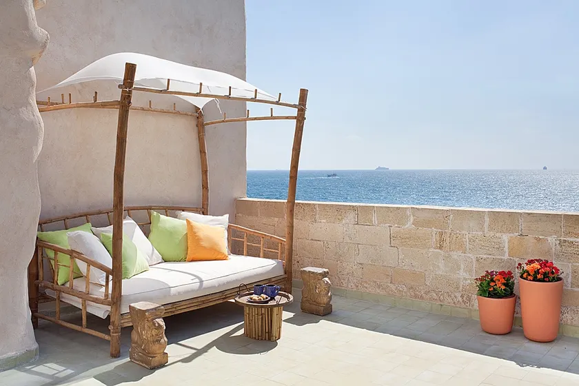 Four Hearts - Acre's Sea Side Suite - Image 1