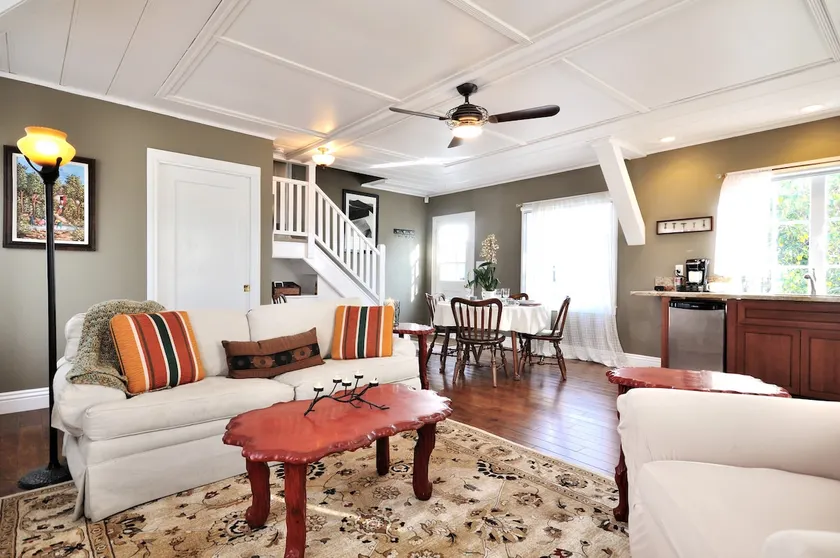 Wine Country Friendly Cottage - Image 1