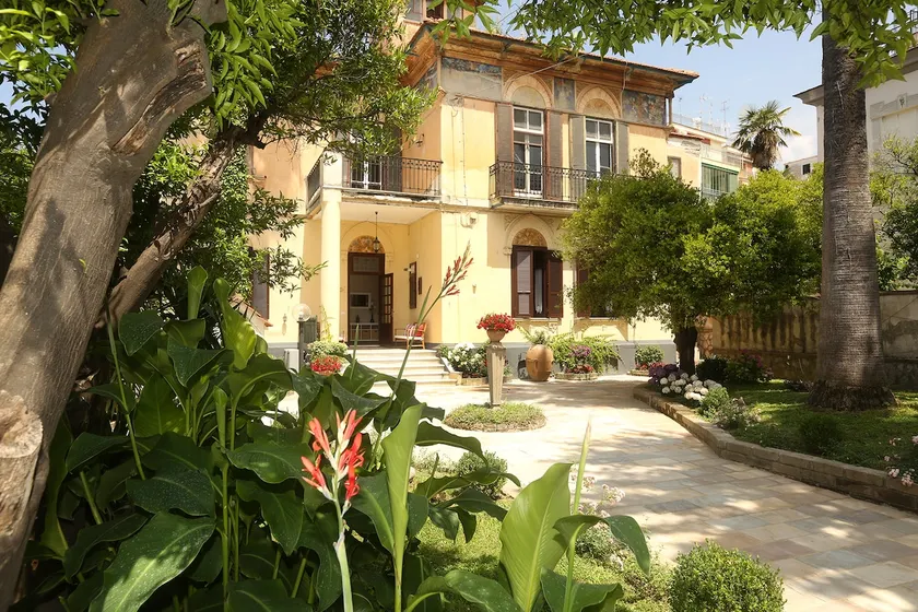 Villa Elide - Image 1
