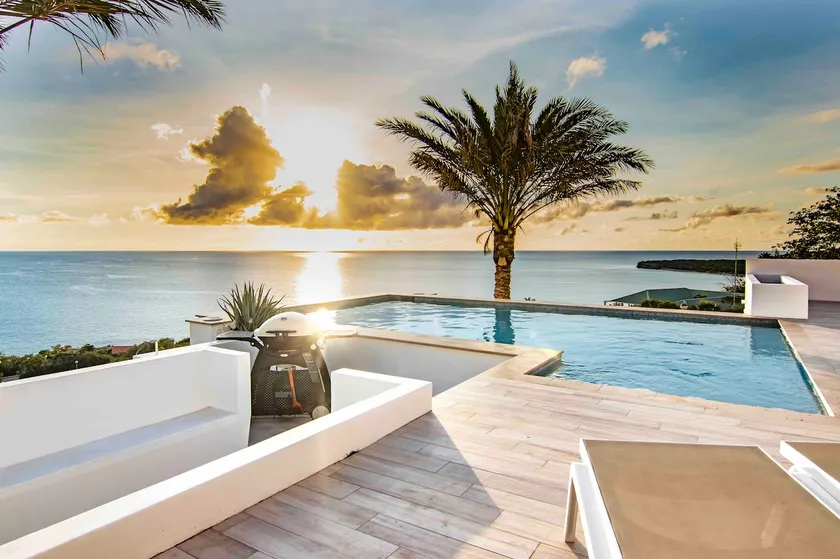 Exclusive 10p villa: Sea view, Swimming pool & Beach - Image 1