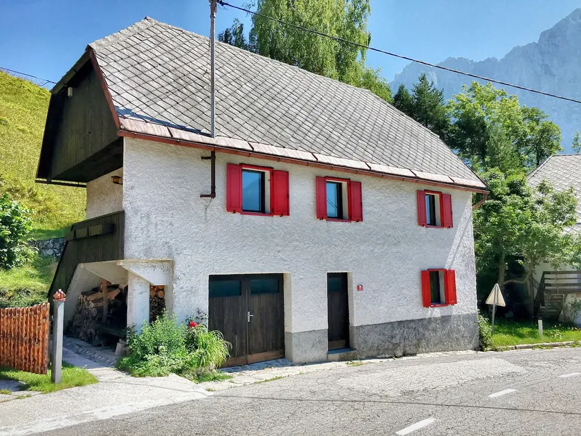 Predel House - Image 1