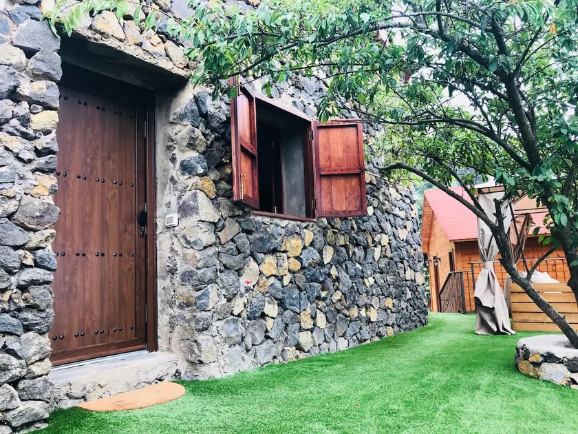 Charming Rural Cabin Via Teide - Image 1