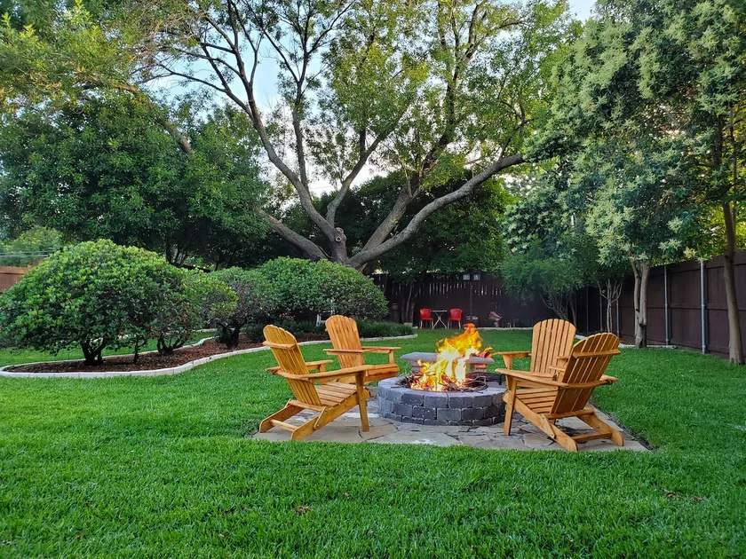 Family Getaway Lake Home - Image 1