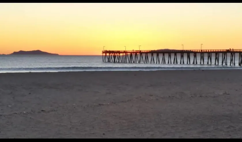 Beach condo steps to the sand - 20min from Malibu - Image 1