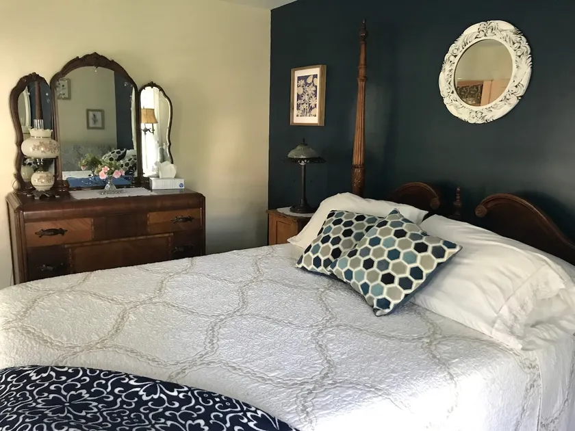 The Corner of Main and South St. 2 bedroom Suite. - Image 1