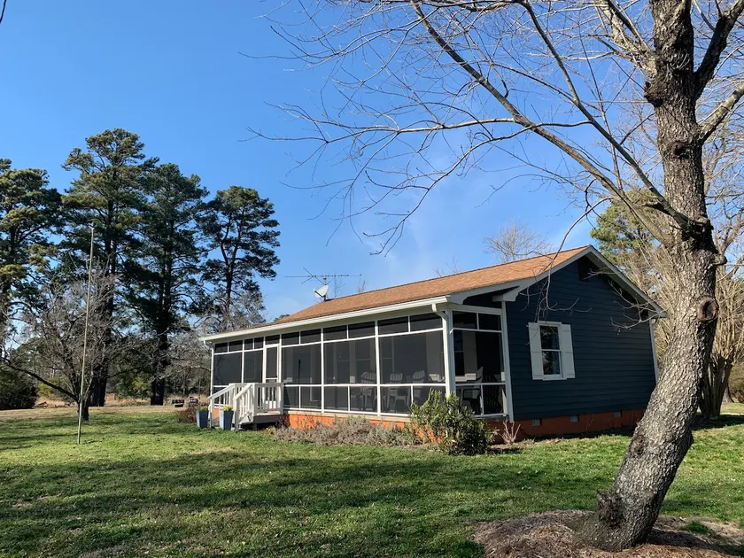 Modern 2 Bdrm Cottage in Historic River Community - Image 1