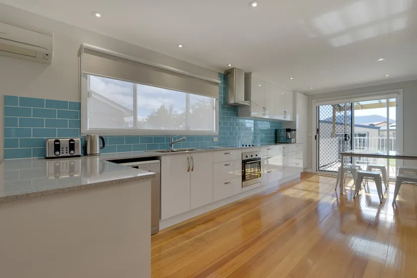 Poppies House Hobart - Image 1