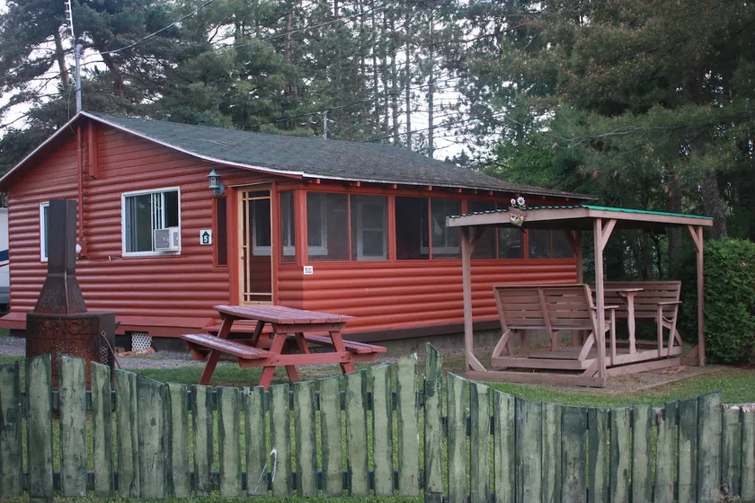 The 5111 Tour-du-Lac - Image 1